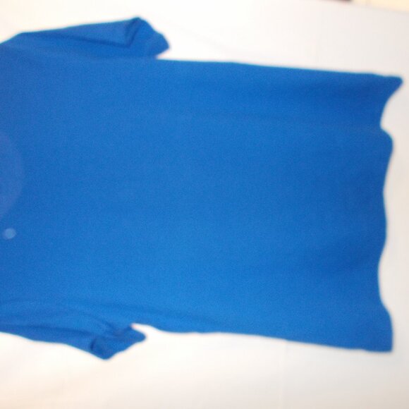 Buffalo Bills size medium women's T-shirt - Picture 2 of 3